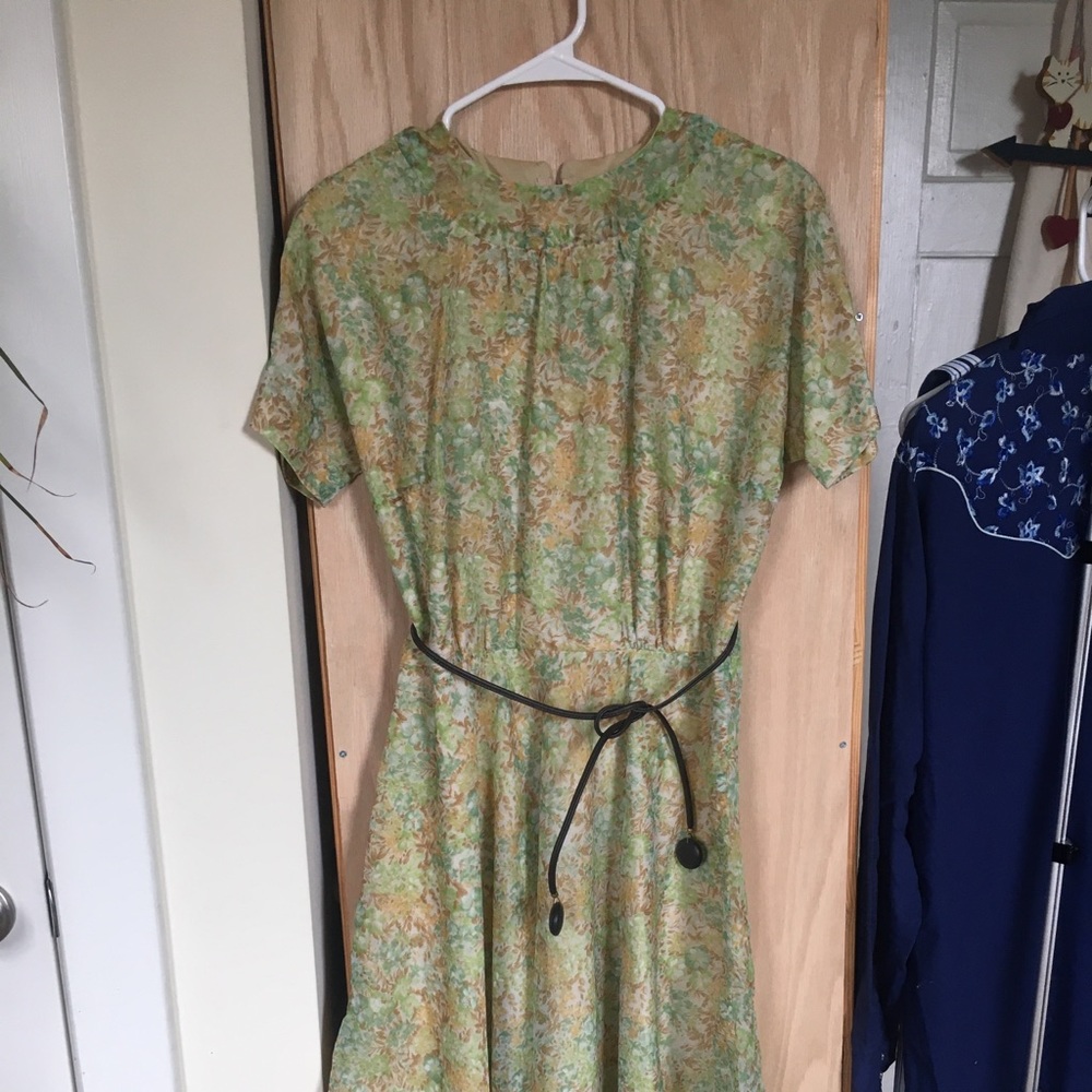 VTG Green Floral Handmade Midi Dress